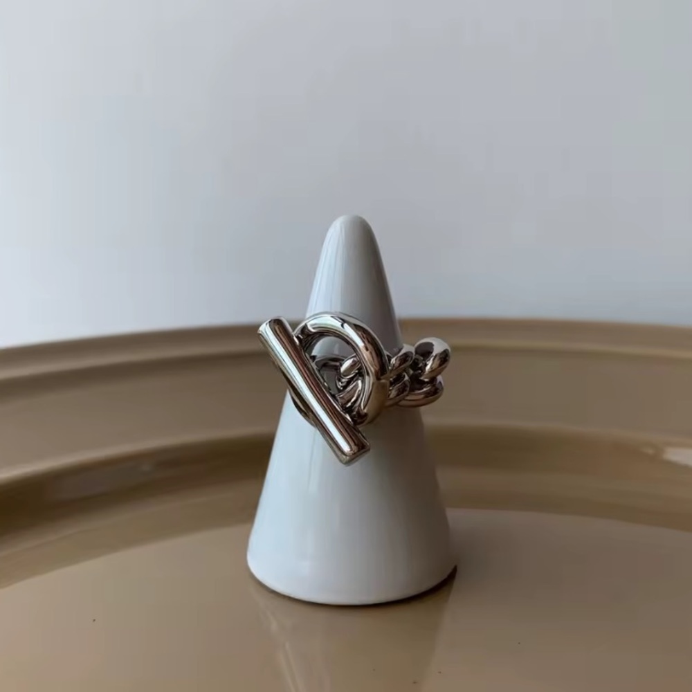 9.25 Sterling Silver Toggle Chain Ring - image 4